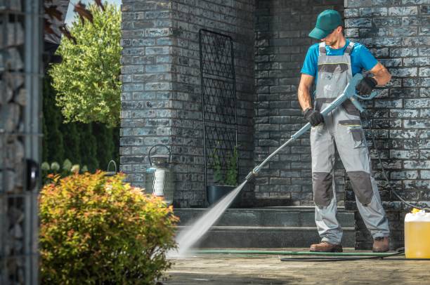 Best Pool Deck Cleaning  in Flanders, NY